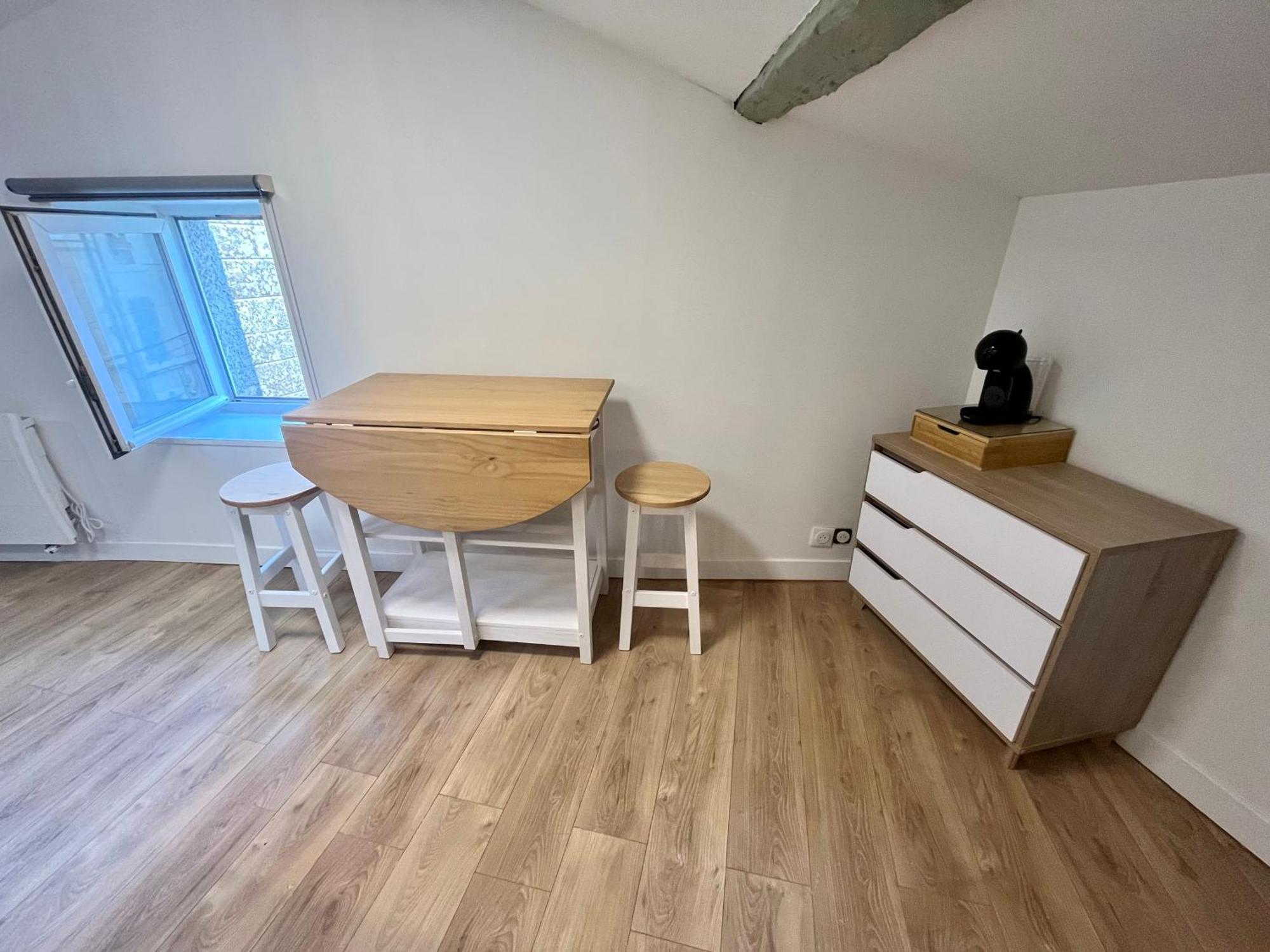 Apartmán Sous Les Toits Du Parvis Niort Exteriér fotografie